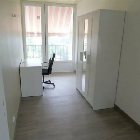 Apartment Place Colbert Mt St Aignan, A 10 Min De Rouen